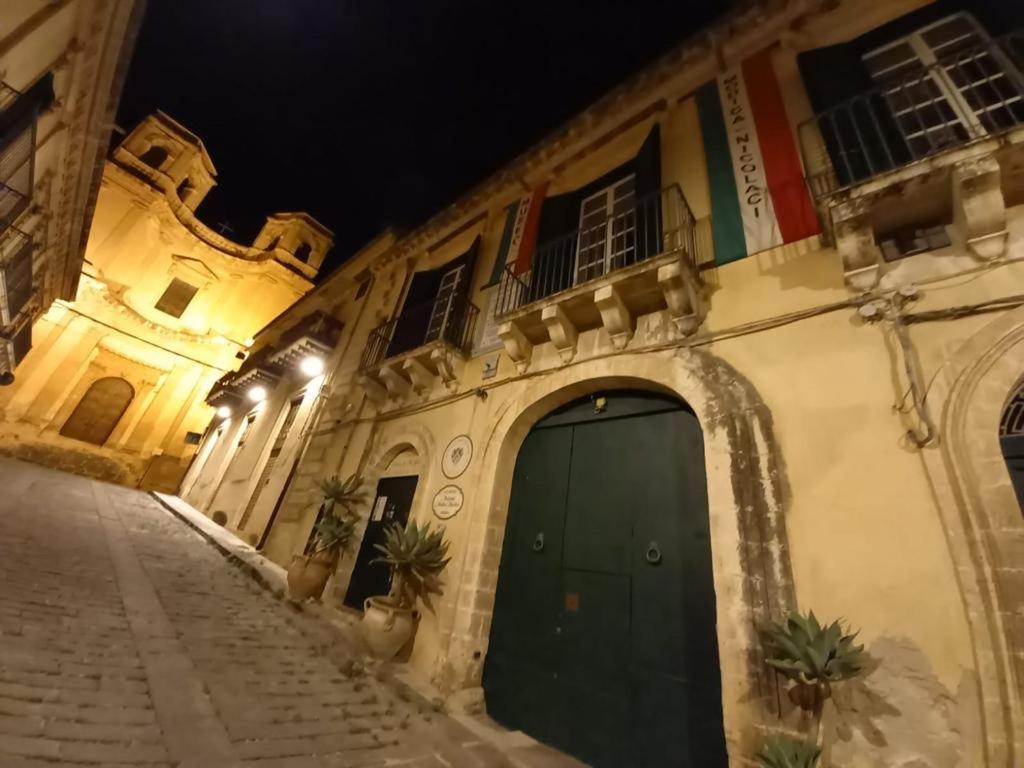 Casa Modica - Luxury Rooms Ното Экстерьер фото